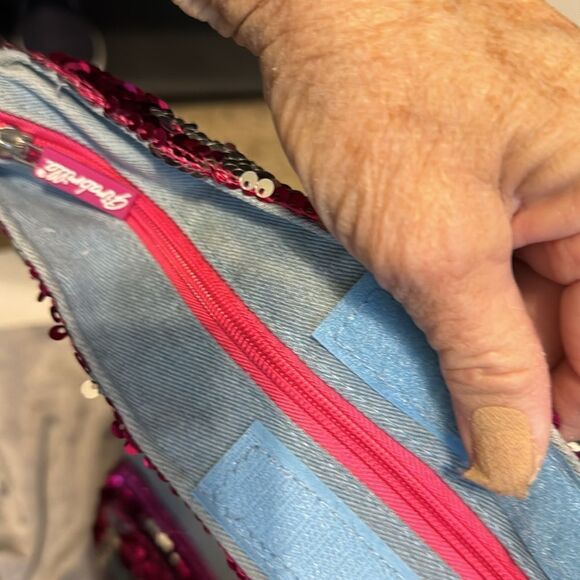 Girls NWOT Girabrilla Sequinned Backpack - Picture 5 of 11